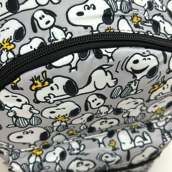 Snoopy Woodstock Mini Backpack NWT! Lightweight, Grey and black nylon - Picture 11 of 16